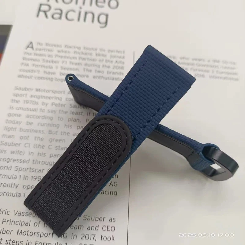 Correa de reloj híbrida azul de 22 mm para Audemars Piguet Code 11.59 15210QT Foto 2 de 4