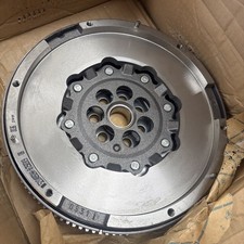 New Genuine Mopar Flywheel 52104892aa For 2017-2020 Jeep Compass 2.4l Manual