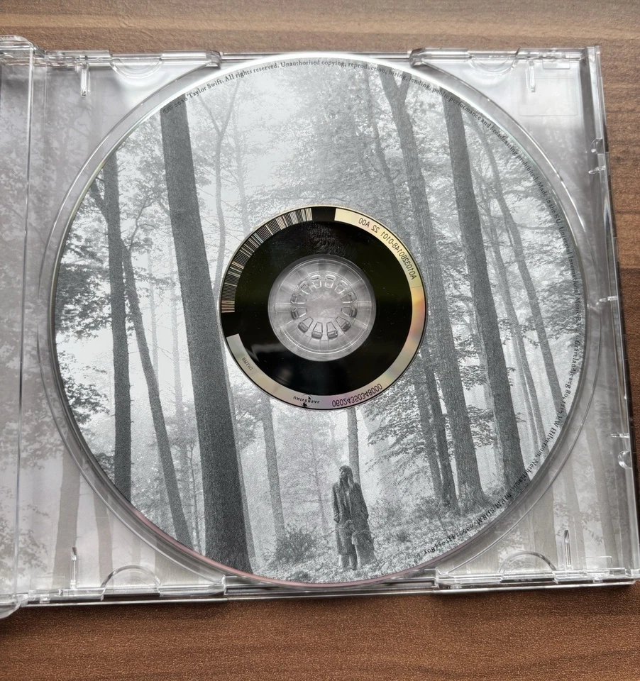 Taylor Swift - Folklore CD - Bild 3 von 3