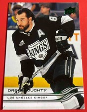 2025-26 Upper Deck Series 2 Holiday Drew Doughty #330 Kings