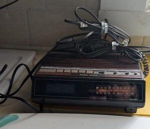 VTG 1980's Randix Cp 2500 Clock AM/FM Radio Hands Free Phone Wood Grain Look