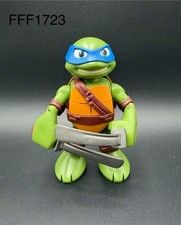 2014 Viacom ~ Teenage Mutant Ninja Turtle ~ Leonardo with Swords ~ 6 in Tall