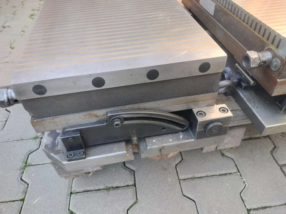 Permanent magnetic table 2 pieces - Image 3 of 4