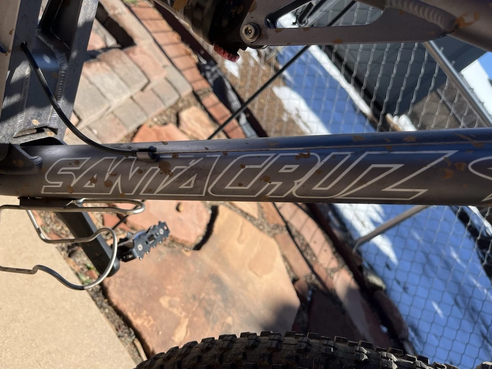 Santa Cruz Juliana Superlight 2 Mountain Bike Small XC - Image 3 of 4