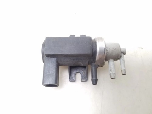 Audi A4 S4 B6 8E 8H 2004 Diesel 132kW Turbolader Druckwandler Magnetventil