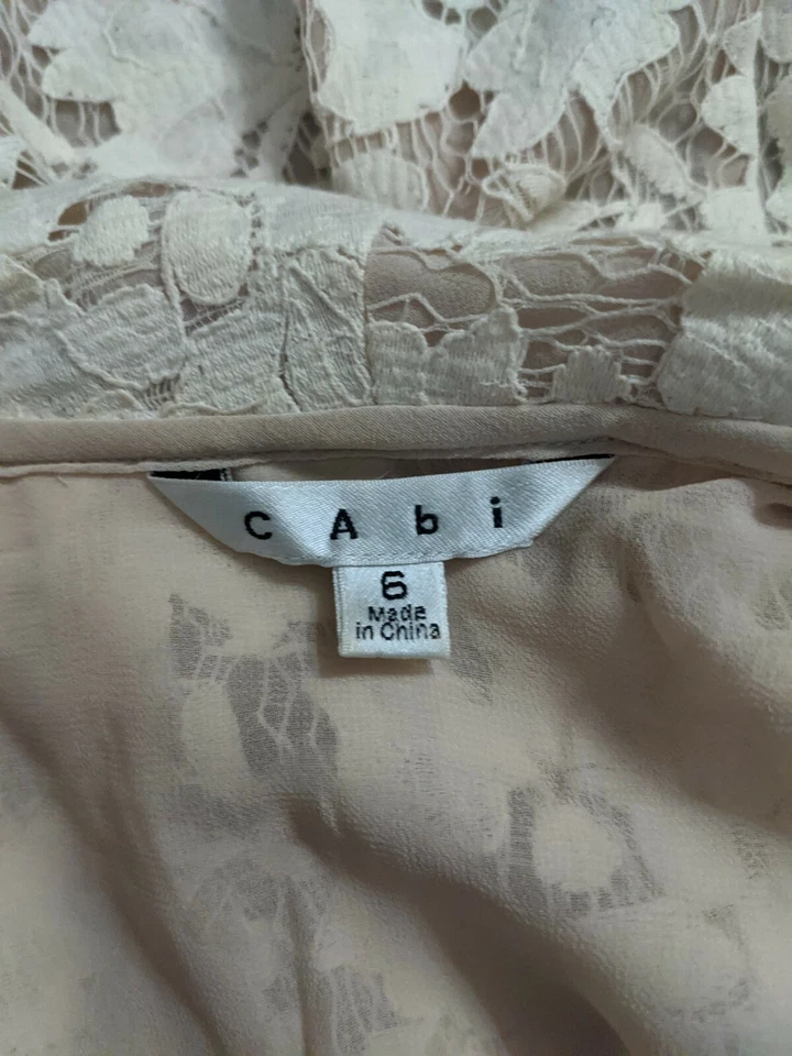 Chaqueta Blazer CAbi #249 Floral Encaje Desnudo Marfil Beige Corte Talla 6 Pequeña Foto 3 de 4