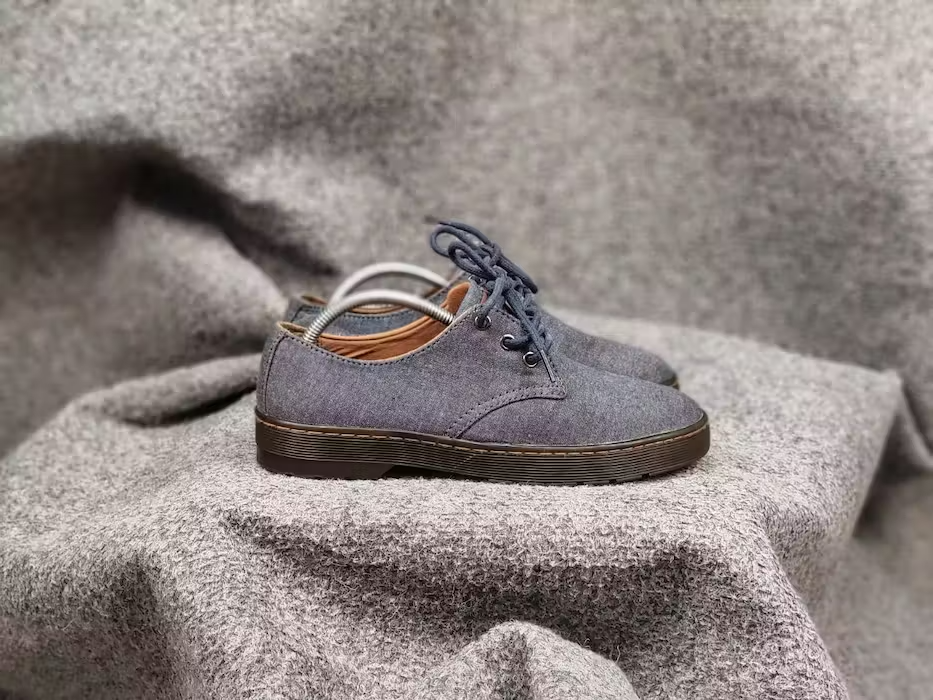 Dr. Martens Delray Canvas Dark Classic Shoes Oxford Boots | eBay display picture 3