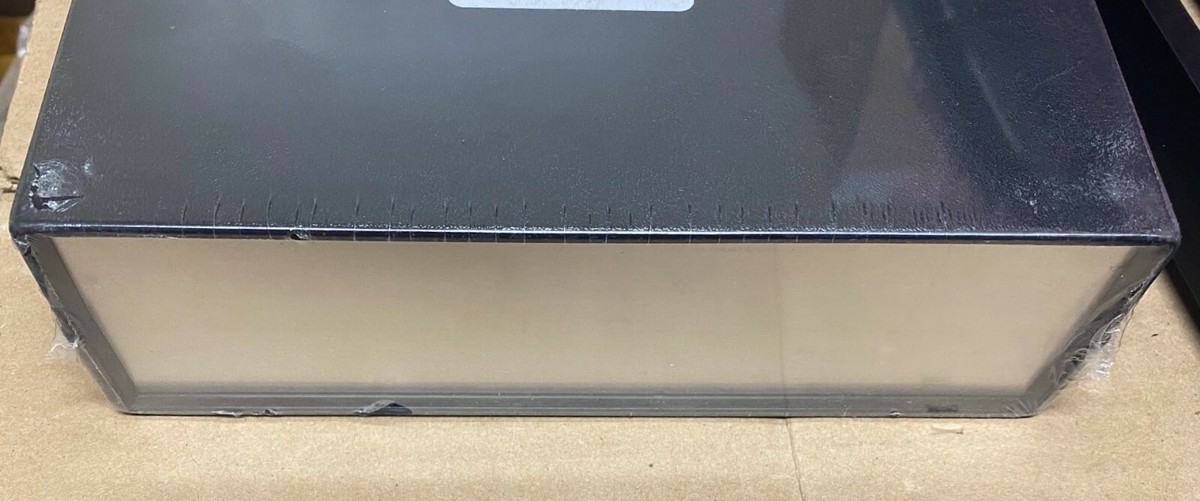 Buy HAMMOND Non Metallic Enclosure, Flame Retardant, Aluminum End Panels, Instru - Foto 2