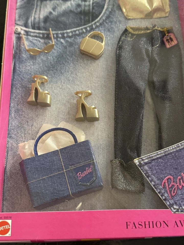 Barbie Fashion Avenue Blues Styles Denim Asst 55516 Matel 2001 NRFP NUEVO EN PAQUETE Foto 3 de 4