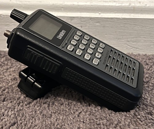 UNIDEN BCD396T TRUNKTRACKER IV Scanner de police numérique portable Bearcat - Photo 3/10