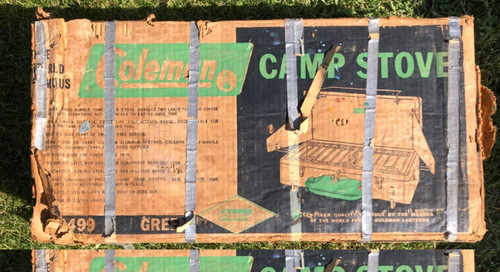 VTG Coleman 426C Outdoor Camping 3 Burner Green Camp Stove w/ Tank & Towel Rack