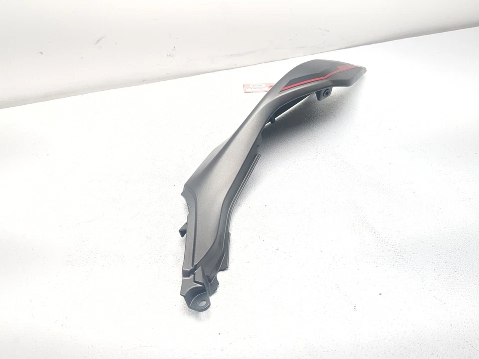 24 25 Kawasaki Z500 Rear Right Tail Fairing Cover Panel 36043-0003 - Image 3 of 4