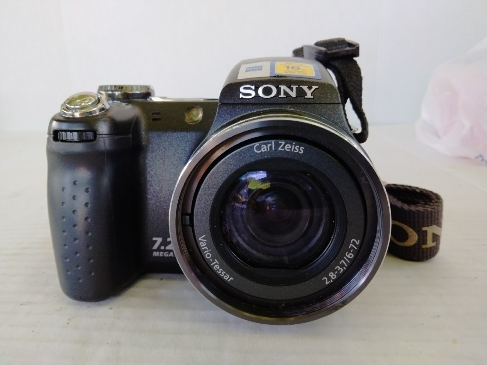 Sony DSC-H5 Super SteadyShot Digital Camera - FOR PARTS/REPAIR