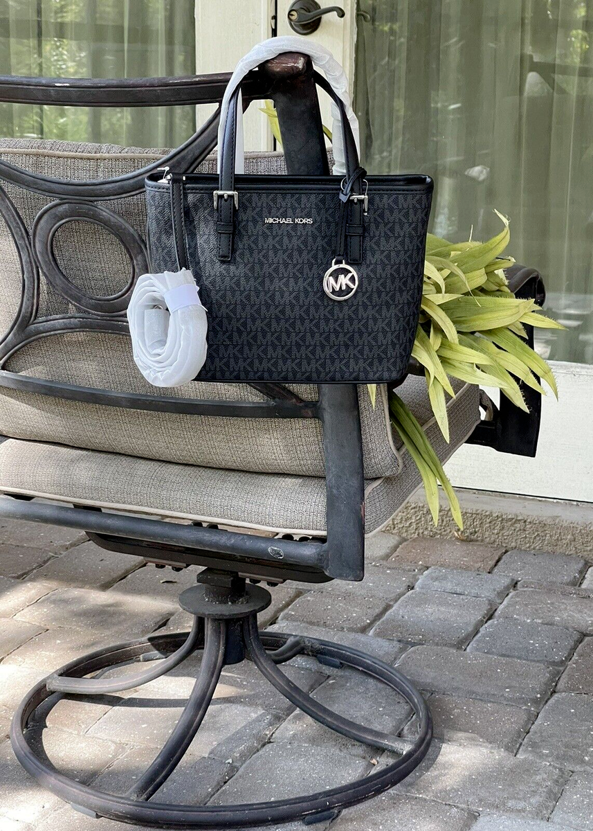 MICHAEL KORS JET SET TRAVEL XS ZIP CROSSBODY MK BLACK SIGNATURE