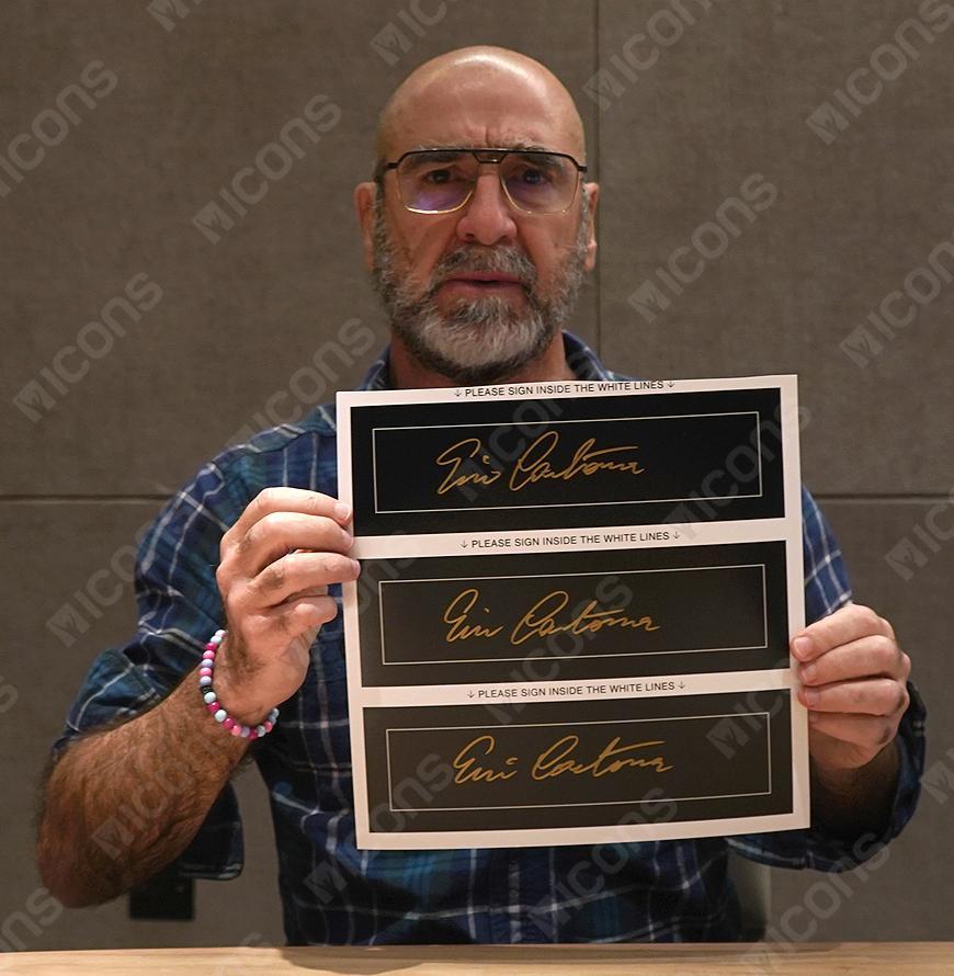 ERIC CANTONA  写真パネル Eric Cantona Signed Plaque and Photo Frame: Manchester