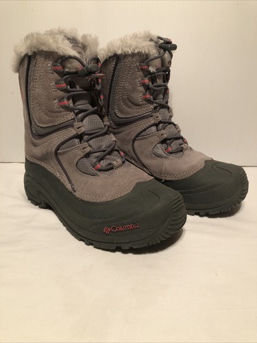 Columbia Woman's Snow Boots Size 5 Gray 