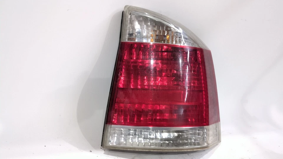 93175446 PILOTO TRASERO DERECHO / 190169 PARA OPEL VECTRA C GTS Z02 1.9 CDTI - Immagine 2 di 4