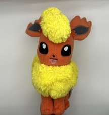 2017 TOMY POKEMON FLAREON SITTING EEVEE FIRE ...