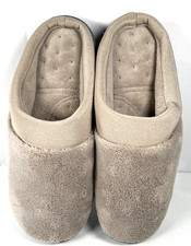 ISOTONER Pillowstep Signature Slippers Size 7.5-8 Stone Excellent Condition