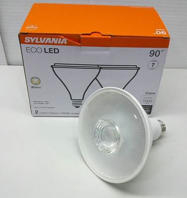 Sylvania ECOLED14PAR38830FL407YVRP2 ECO 14W LED PAR38 82 CRI 1000Lm 3000K 7700 H