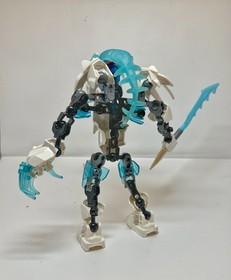 LEGO Hero Factory &ndash; Complete Frost Beast 44011 Villain 2013 Retired with Manual