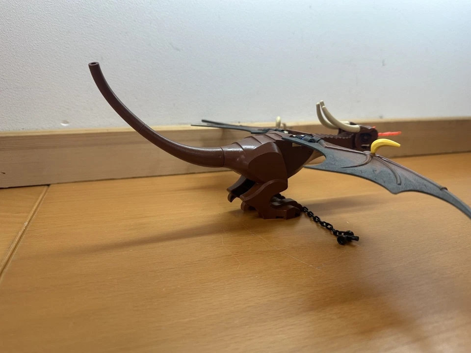 LEGO Harry Potter 4767 Harry and the Hungarian Horntail, Foto 4 von 5