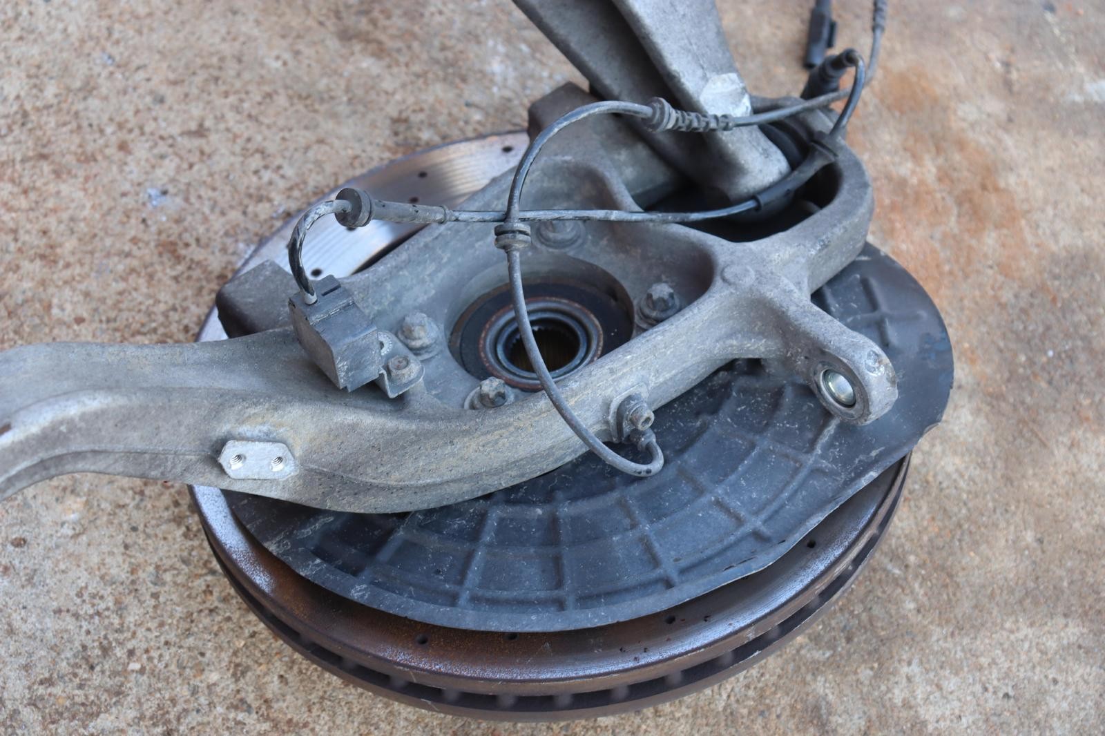 2014-2020 MASERATI QUATTROPORTE AWD FRONT LEFT SPINDLE KNUCKLE HUB ASSY OEM