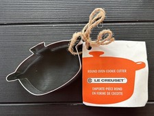 New LE CREUSET Metal Round Oven Cookie Cutter