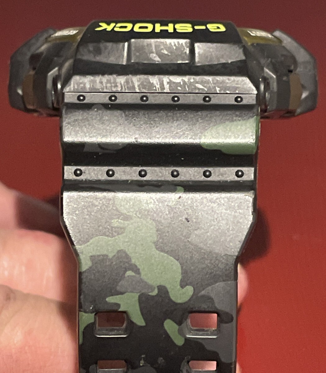 CASIO G-SHOCK カモフラージュグリーン Casio G-Shock GM-2100B-3AER - Ditur