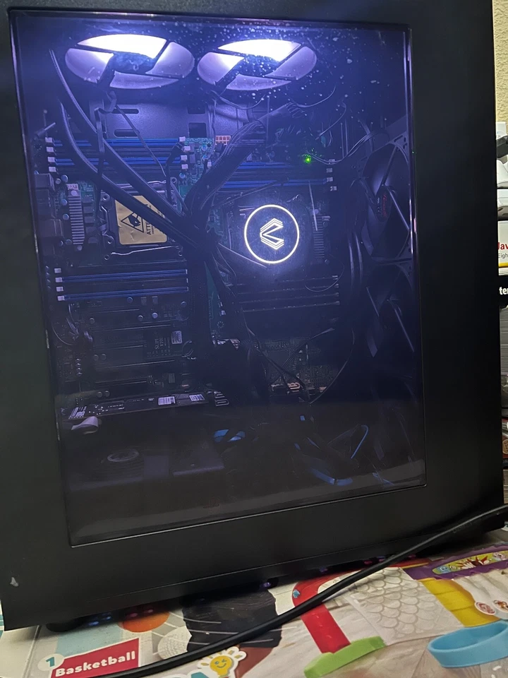 Computadora de escritorio o servidor de computadora PC personalizada 64 GB, 27,3 GHz, SSD de 1 TB Foto 2 de 4