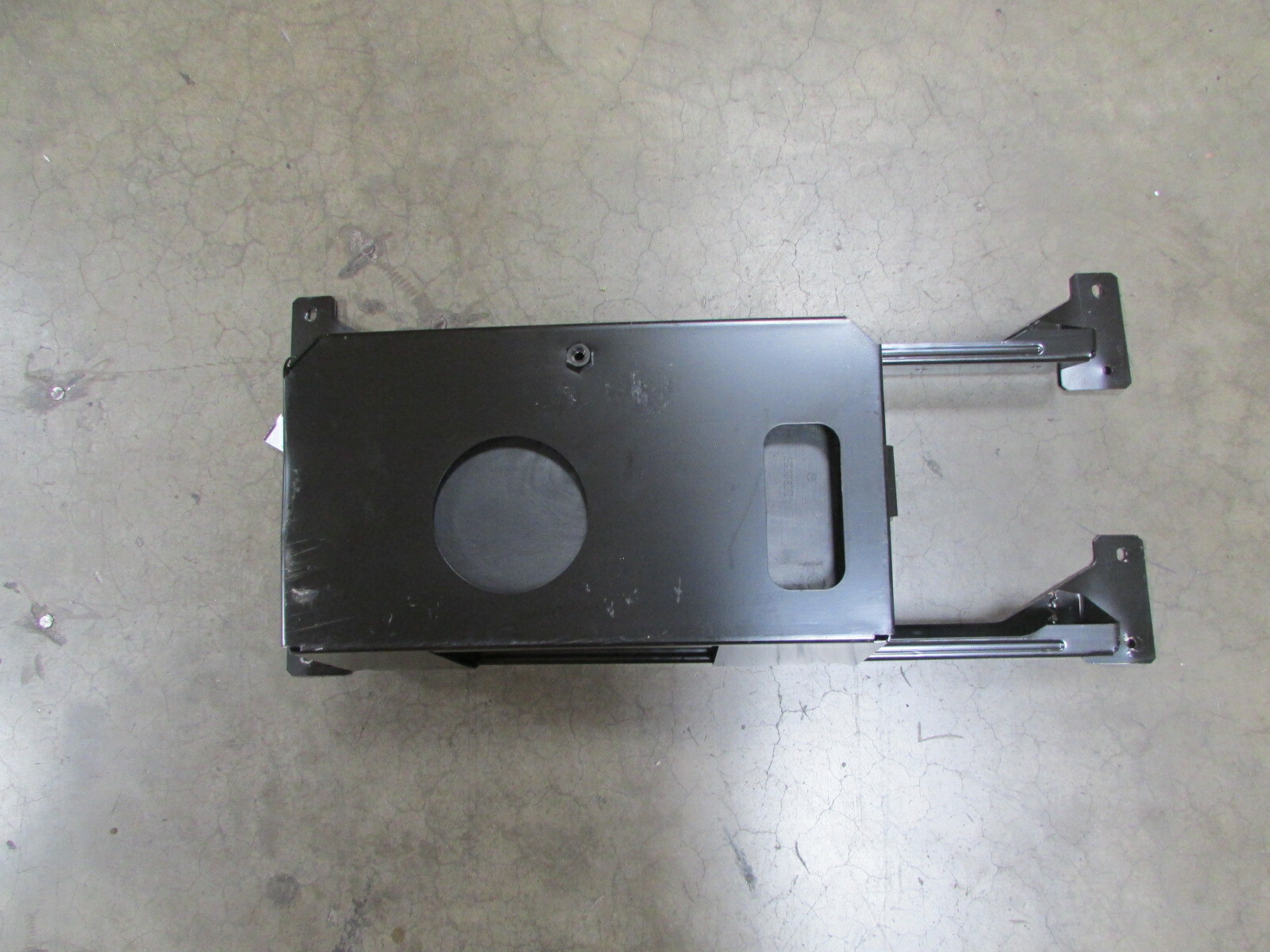 Maserati Granturismo, Battery Tray Bracket, Used, P/N 229262