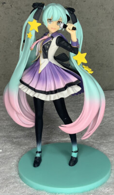 Hatsune Miku 10th Anniversary Singer with Microphone 8 in Figure