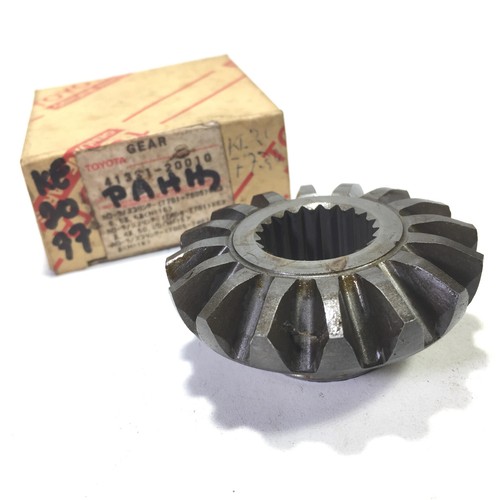 Toyota Publica KP30 36 KP50 Rear Differential Side Gear 41331-20010 Genuine NOS - Picture 2 of 4