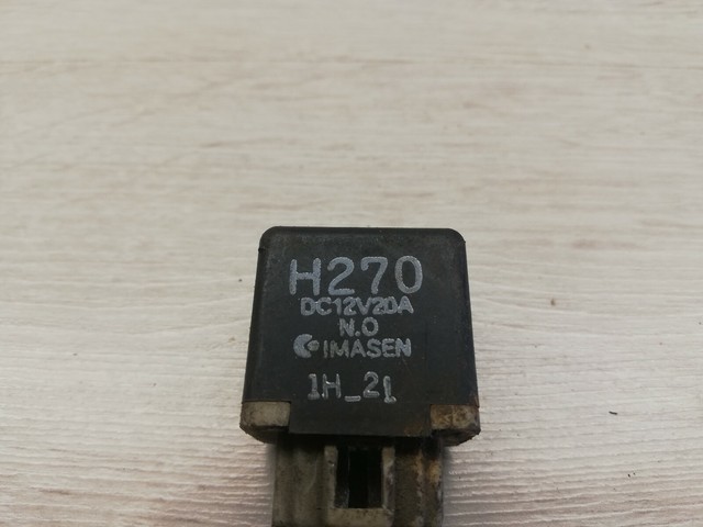 Мазда реле b110