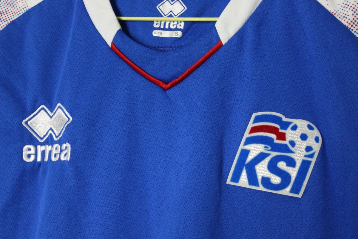 Maillots de football féminin de l'Islande 2022-2023