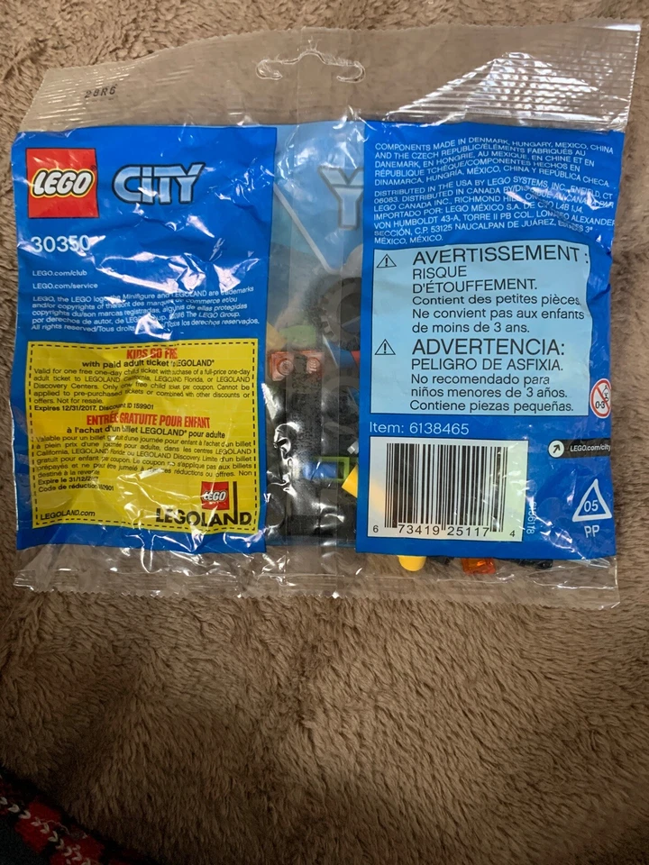LEGO CITY Volcano Jackhammer with Explorer Polybag 30350 FACTORY SEALED - Image 2 of 2