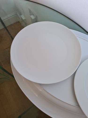 TESCO PORCELAIN PLATE D26.8CM & IKEA PLATE D24.8CM white - Picture 2 of 9