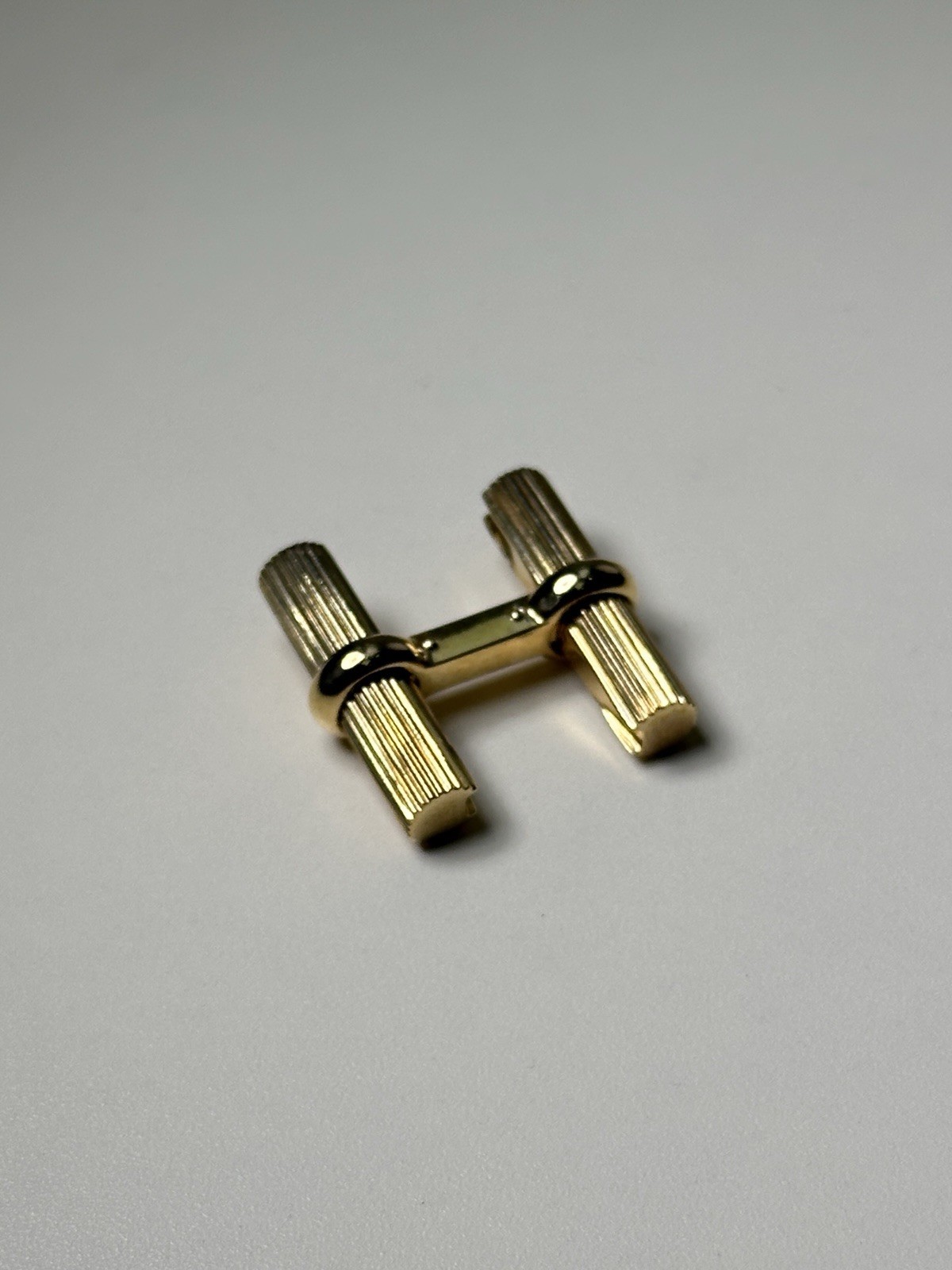 Authentic Van Cleef & Arpels Solid 18K Yellow Gol… - image 2