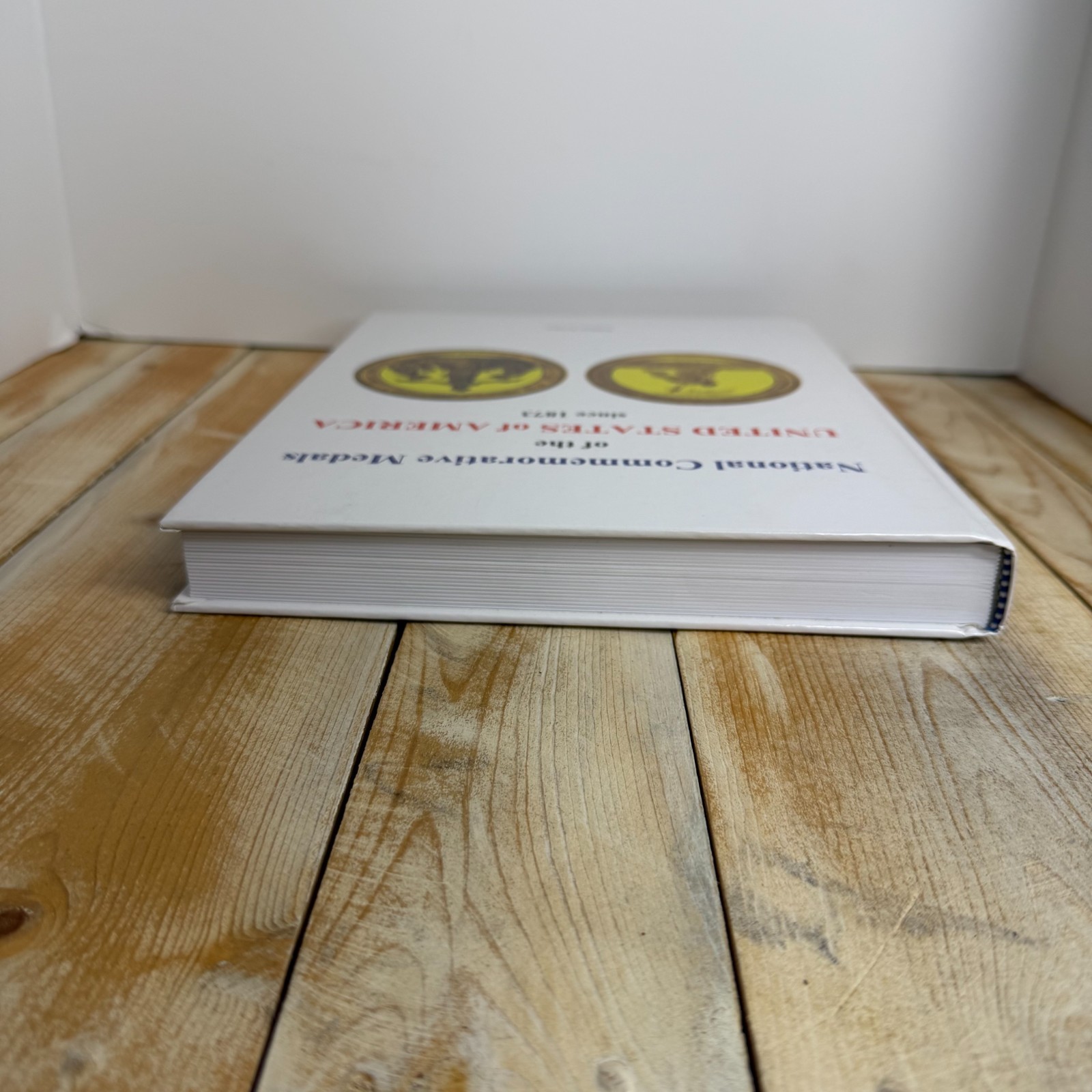 National Commemorative Medals of the United States of America since 1873 Signed