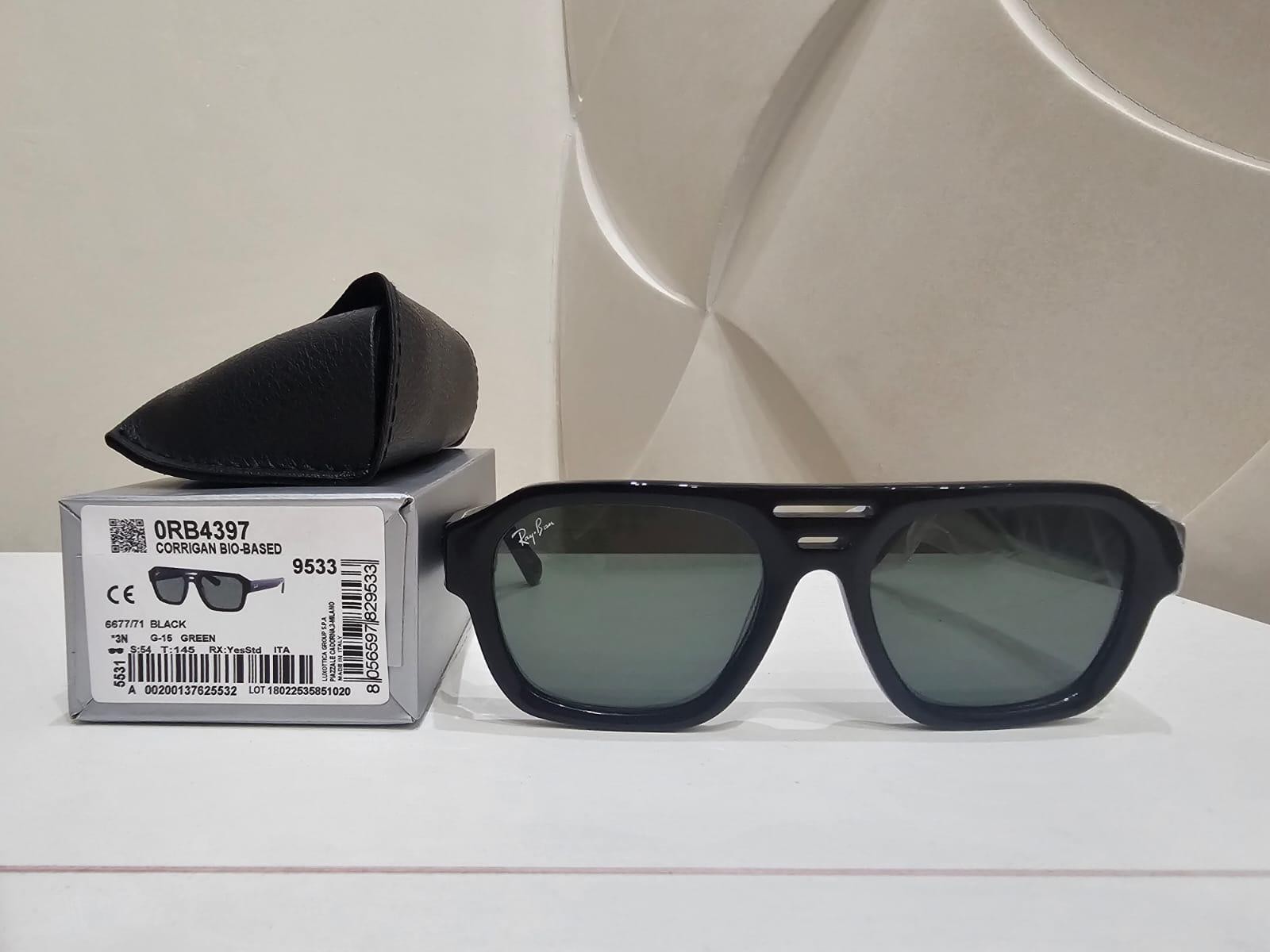 Occhial da Sole Ray-ban Rb4397 Carrigan Bio Based 6677/71 Black Lenti...