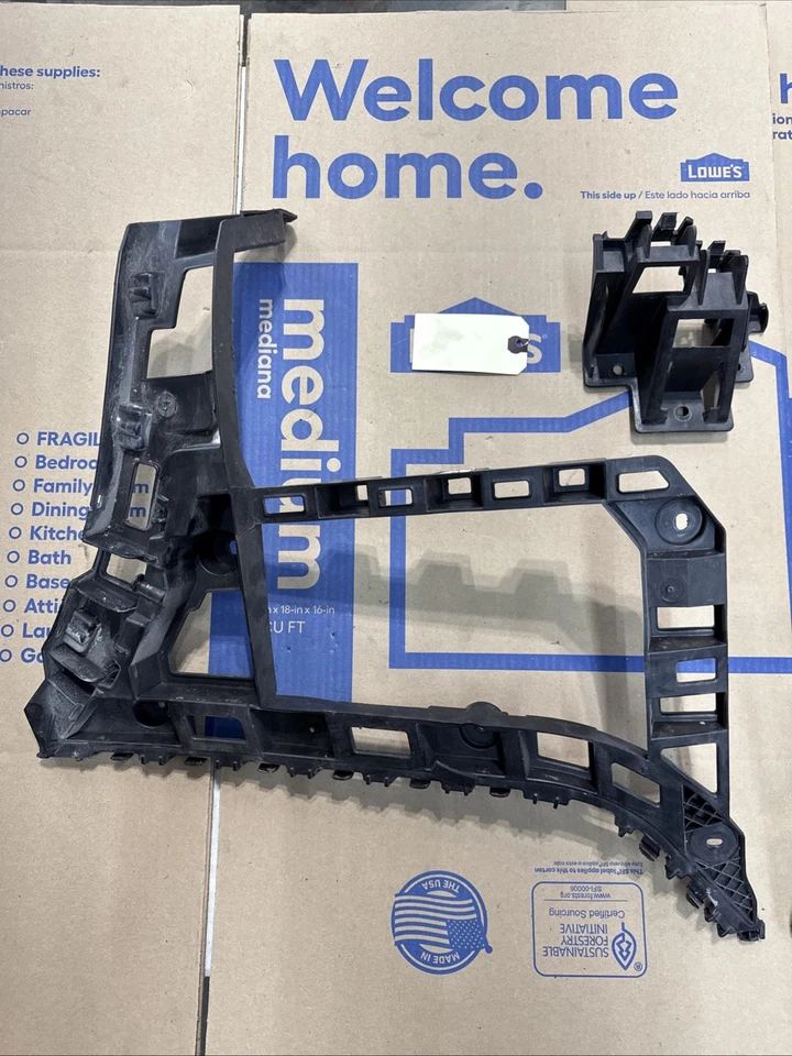 Soporte de parachoques trasero izquierdo y derecho Volkswagen Jetta 2010-2014 sedán OEM Foto 2 de 4