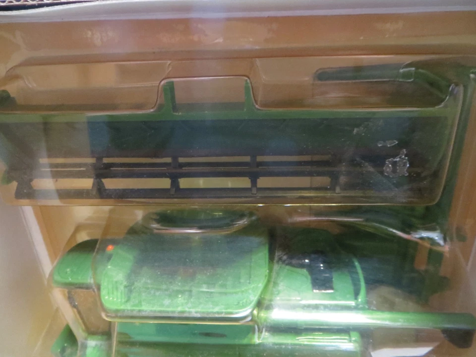 ERTL JOHN DEERE 9750 STS COMBINE HARVESTER 15038 1/64 MIB - Image 4 of 4