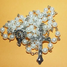 Rosary Necklace White Pearl Beads Virgin Mary Madonna Center Silver Cross