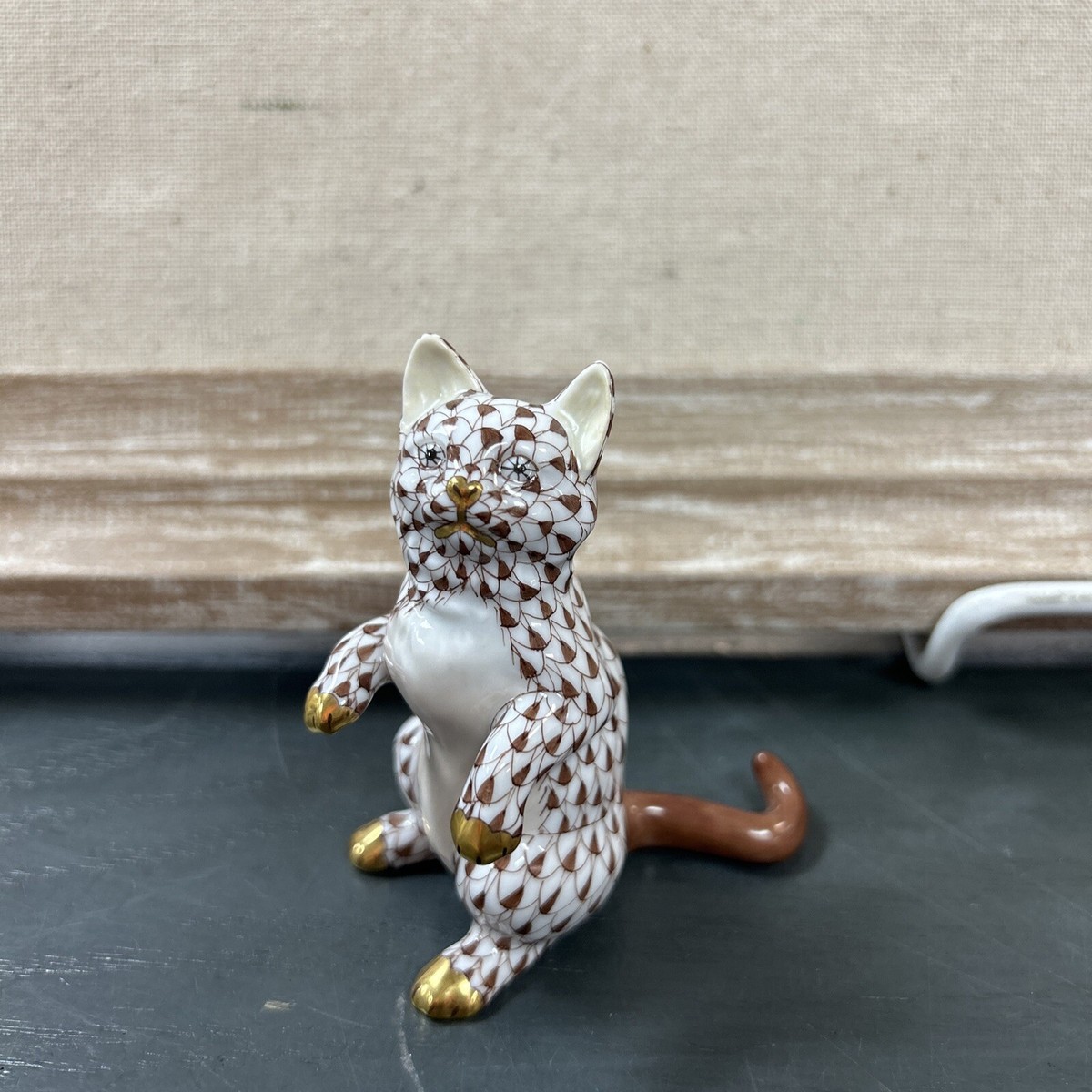 HEREND, KITTEN / CAT STANDING PORCELAIN FIGURINE, CHOCOLATE