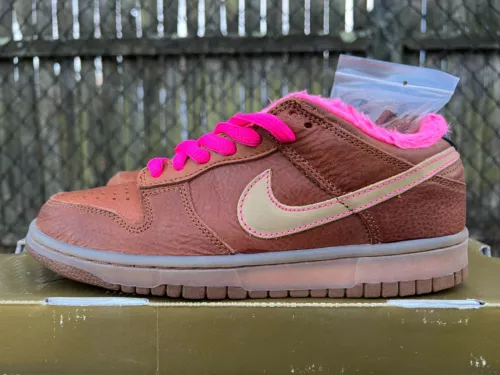 New Size 6.5 - Nike SB Dunk Low Premium Gibson Guitar Case 2007 - 313170-271