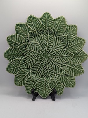 Bordallo Pinheiro Lemon Leaf Green Majolica Ceramic 13'' Charger/Platter, Mint