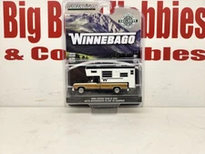 1/64 Greenlight 1990 Dodge Ram D-20 W/Winnebago Slide in Camper