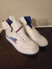 Avia 830 Basketball, High Top, Wht/Blu/Rd US-mens 10 Women's 11.5.  Excellent 