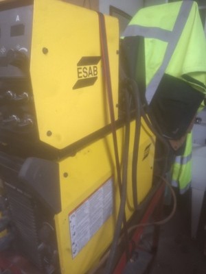 ESAB Warrior  500i cc/cv mig tig and Stick w/ robust