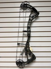 NEW Bowtech Core SR in OD Green Right Hand 70# 25-30" Compound Bow